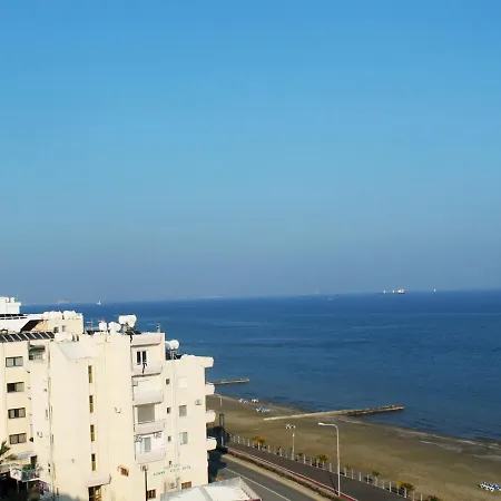 Sunrise Seaview Apartament Larnaca