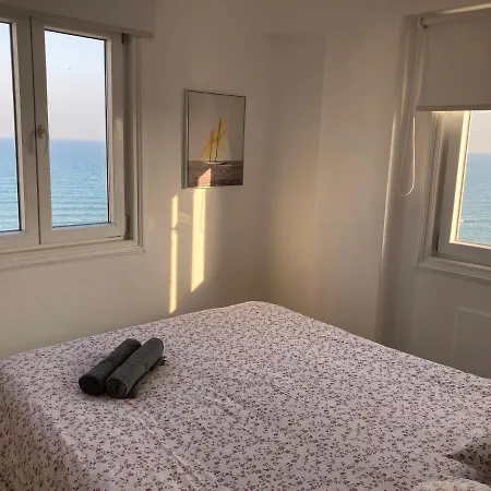 Sunrise Seaview Apartmán *